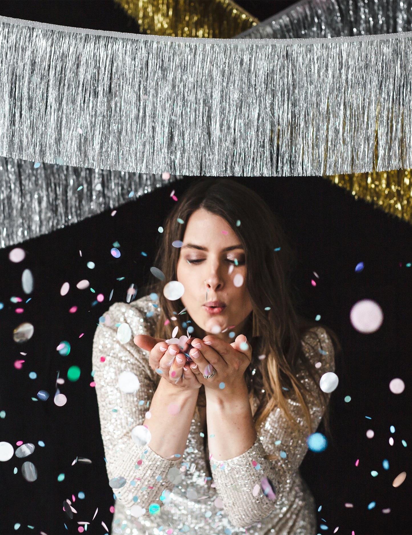 Girlanda iz srebrne resice 135 cm