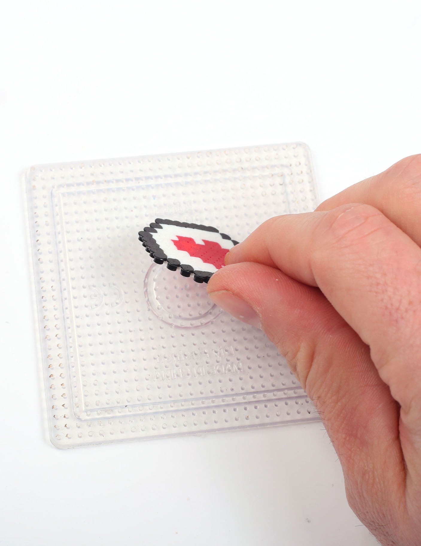 Komplet za izdelavo perlic Božička z likanjem, 2000 perlic, ustvarjalni hobi