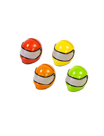 Marque place en résine casque de course pour anniversaire racing coloris assortis rouge jaune orange et vert