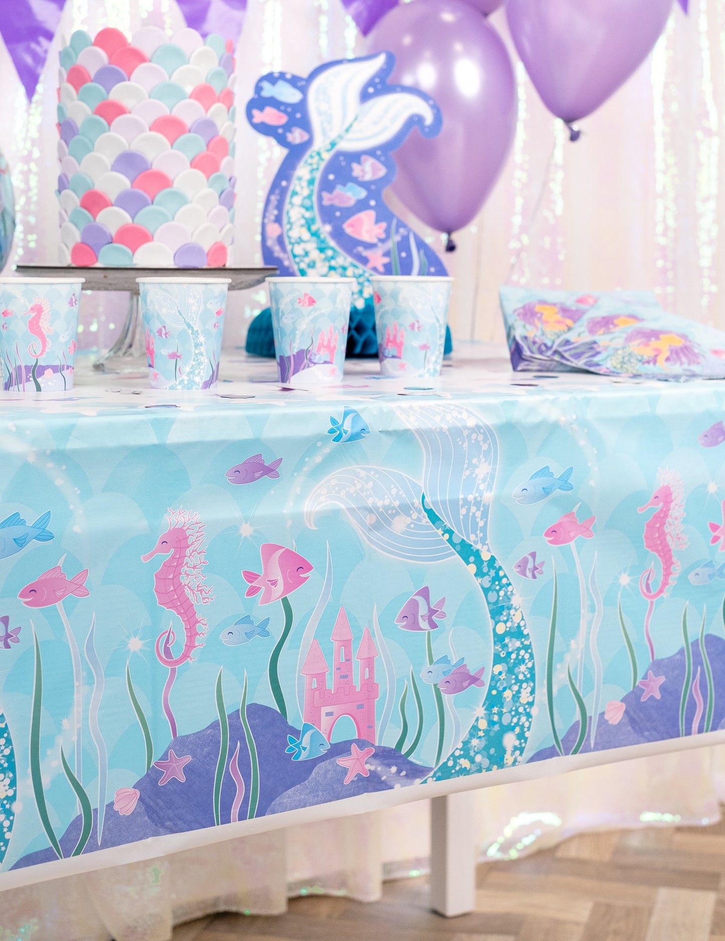 Lep plastični prt z motivom morske deklice 137 cm 213 x cm za rojstni dan