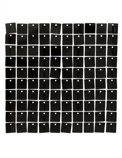 Détail des sequins noirs du panneau de fond noir brillant pour fête