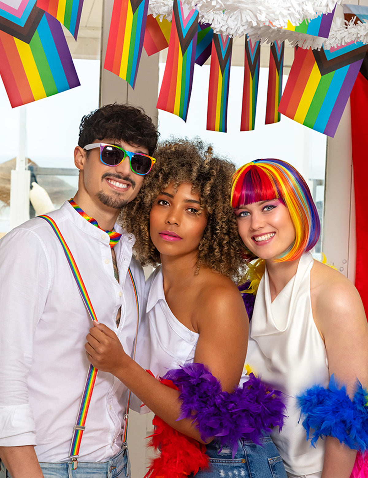 Mise en situation de la perruque carrée longue avec mèches multicolores pour femme arc-en-ciel
