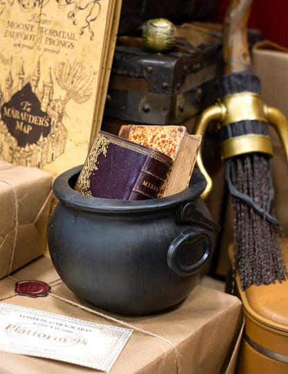 Halloween Witch Coaldron 18 cm