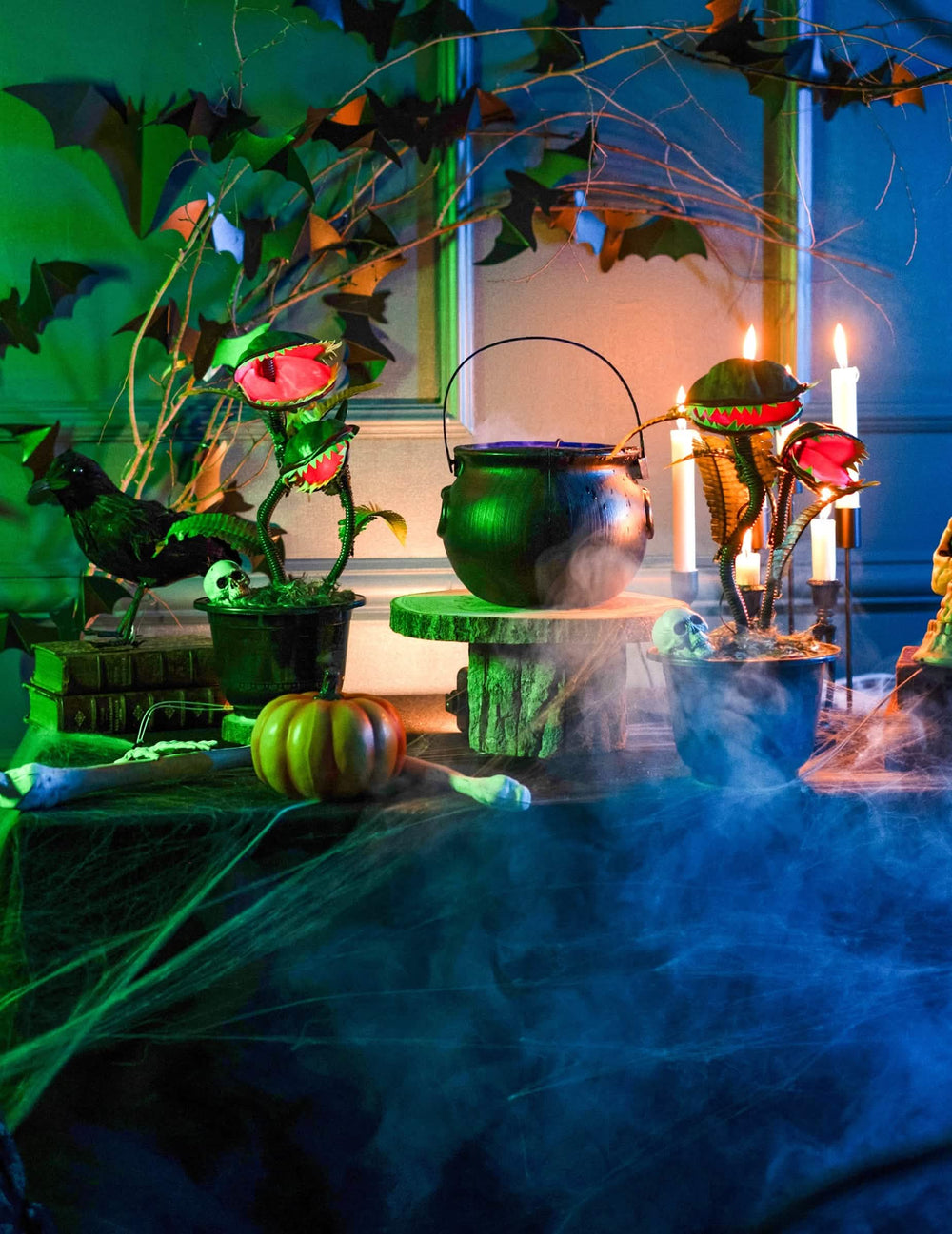 Dekorativna postavitev animirane mesojede rastline za dekoracijo za halloween