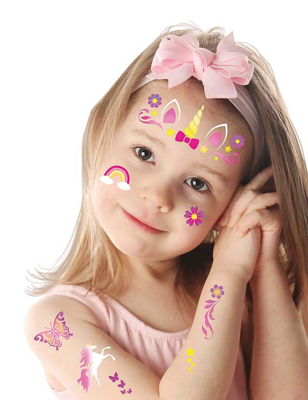 Rendu final du maquillage des pochoirs de maquillage licornes et arc-en-ciel