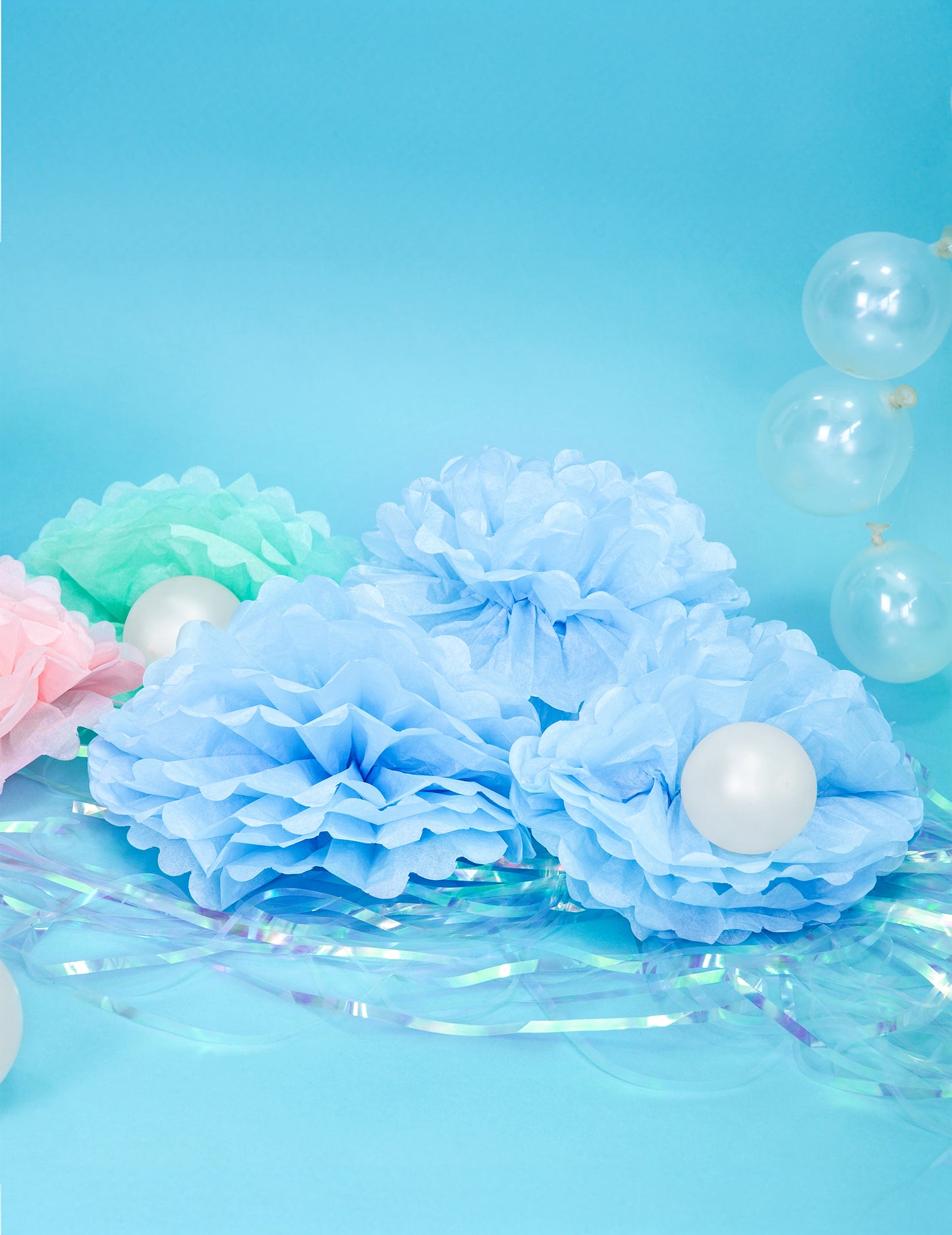 Viseči cof iz modrega svilenega papirja 25 cm