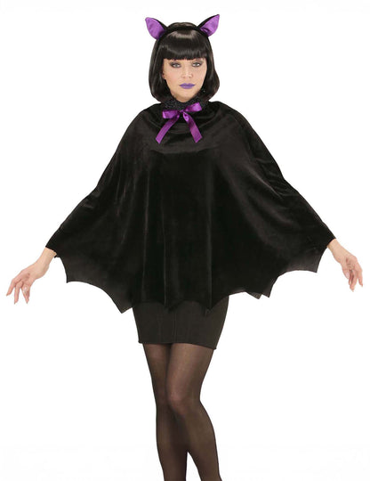 Vue de face du poncho chauve souris