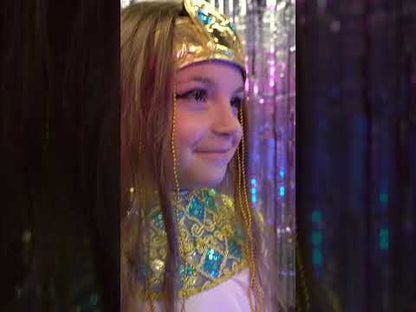 Egipčanska kraljica preoblečena dekle