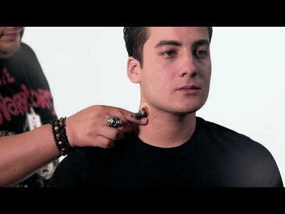 Pritisnil lažni noht