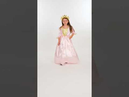 Luksuzna dekle princesa preoblečena