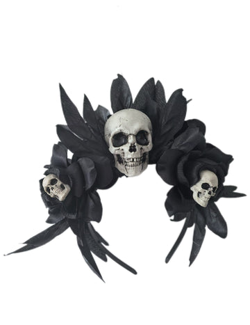 Črne vrtnice in trak za lobanje