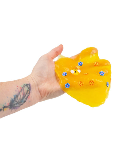 Slime z medom in čebelo