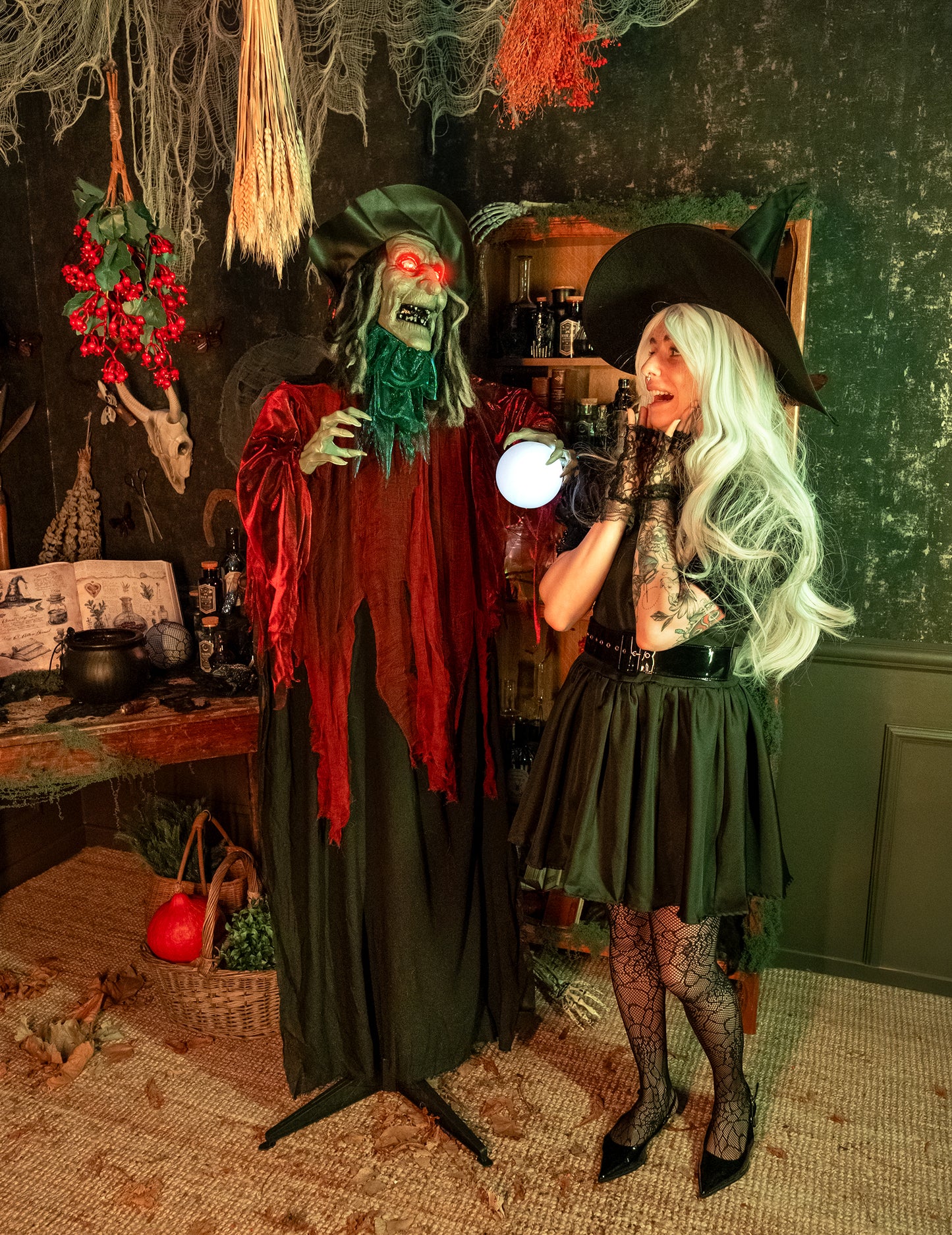 Animirana hudobna čarovnica - 168 cm