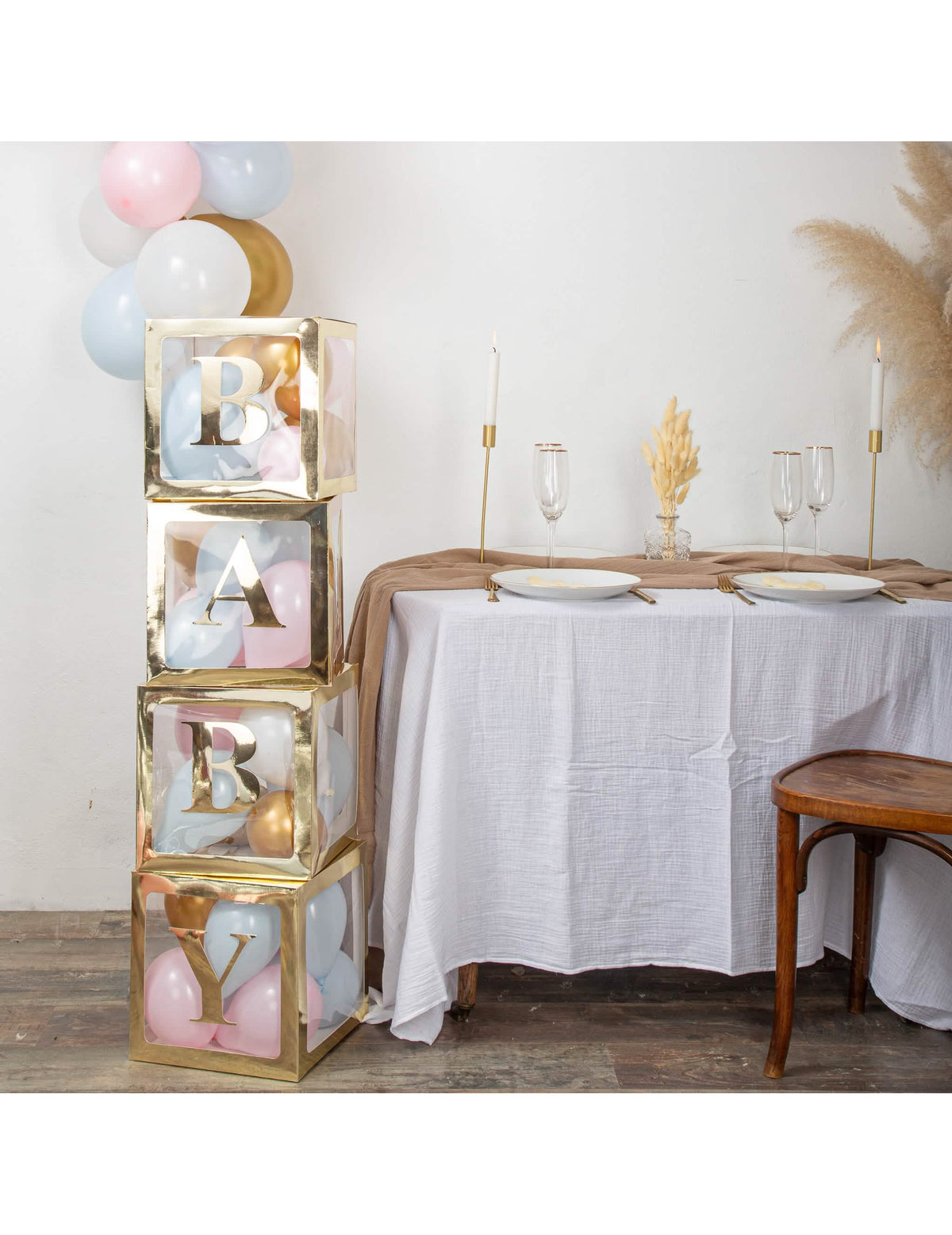 Nalepke baby za ustvarjanje prazničnega vzdušja za baby shower v zlati barvi