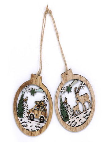 2 leseni viseči okraski z motivom zasneženega gozda 10 cm 